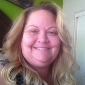 Meet your Posher, Pamela